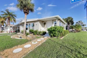 2100 KINGS HIGHWAY, PORT CHARLOTTE, FL 33980 Sold 05/21/25