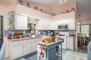 21533 DAWSON AVENUE, PORT CHARLOTTE, FL 33952 Sold 05/28/25