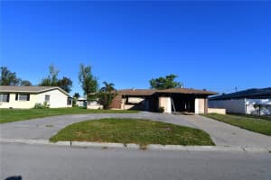 268 ALSACE AVENUE, VENICE, FL 34293 Sold 02/28/25