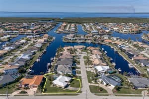 2501 RIO LARGO COURT, PUNTA GORDA, FL 33950 - MLS#MFRC7501021