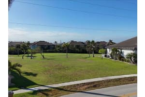 2175 DEBORAH DRIVE, PUNTA GORDA, FL 33950 - MLS#MFRC7501057