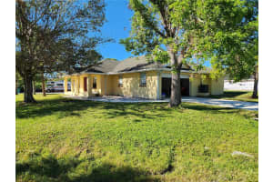 12070 SURREY AVE, PORT CHARLOTTE, FL 33981 Sold 04/02/25
