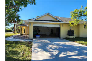 12070 SURREY AVE, PORT CHARLOTTE, FL 33981 Sold 04/02/25