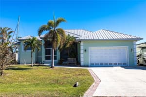 18614 KERRVILLE CIRCLE, PORT CHARLOTTE, FL 33948 Sold 04/01/25