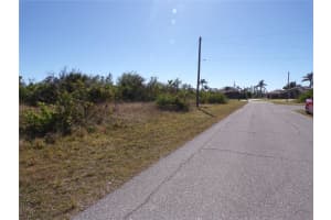 10719 HILLWOOD DRIVE, PORT CHARLOTTE, FL 33981 Sold 02/19/25