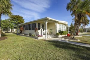 2100 KINGS HIGHWAY, PORT CHARLOTTE, FL 33980 Sold 02/03/25