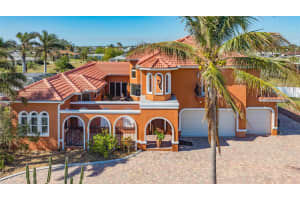 108 Roselle Ct, PORT CHARLOTTE
