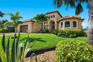2907 40TH STREET, CAPE CORAL, FL 33914 Sold 04/03/25