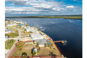3220 PEACE RIVER DRIVE, PUNTA GORDA, FL 33983 - MLS#MFRC7501372