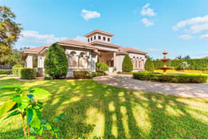 3409 Carpel St Plant City, FL 33566 - Off Market