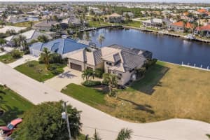 418 LA SILA COURT, PUNTA GORDA, FL 33950 Sold 04/25/25