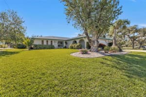 1542 YORKSHIRE STREET, PORT CHARLOTTE, FL 33952 Sold 01/11/25