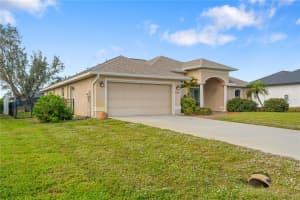 219 WHITE MARSH LANE, ROTONDA WEST, FL 33947 Sold 05/19/25