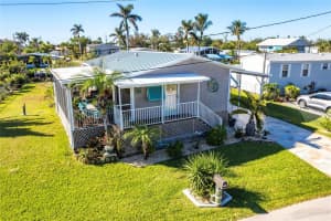 3121 BAMBOO COURT, PUNTA GORDA, FL 33950 Sold 04/30/25