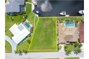 3806 BERMUDA COURT, PUNTA GORDA, FL 33950 - MLS#MFRC7502278