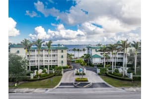 5116 MELBOURNE STREET, PUNTA GORDA, FL 33980 Sold 03/27/25