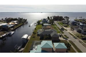 225 BANGSBERG ROAD, PORT CHARLOTTE, FL 33952 Sold 05/01/25