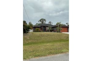 5188 Balmor Ter, NORTH PORT