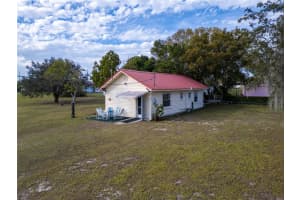 605 GREEN STREET, AVON PARK, FL 33825 Sold 04/17/25