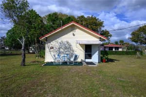 605 GREEN STREET, AVON PARK, FL 33825 Sold 04/17/25
