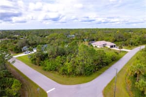 14130 HYDRANGEA AVENUE, PORT CHARLOTTE, FL 33953 - MLS#MFRC7502724
