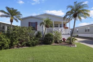 2100 KINGS HIGHWAY, PORT CHARLOTTE, FL 33980 Sold 09/12/25