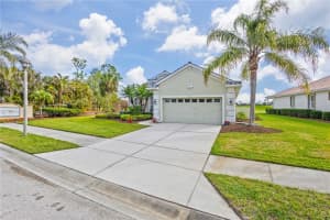 5752 WHISPERING OAKS DR., NORTH PORT, FL 34287 Sold 04/30/25