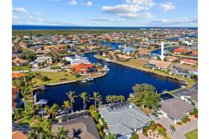 2427 ST DAVIDS ISLAND COURT, PUNTA GORDA, FL 33950 Sold 03/31/25