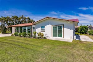 2201 SANIBEL BOULEVARD, SAINT JAMES CITY, FL 33956 - MLS#MFRC7502935