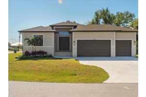 13707 Begonia Cir, PORT CHARLOTTE