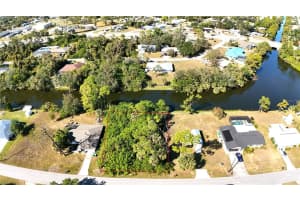 2259 LAKESHORE CIRCLE, PORT CHARLOTTE, FL 33952 Sold 04/09/25