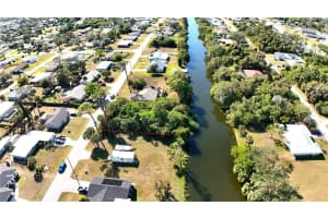 2259 LAKESHORE CIRCLE, PORT CHARLOTTE, FL 33952 Sold 04/09/25