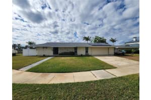 258 Beeney Rd Se, PORT CHARLOTTE
