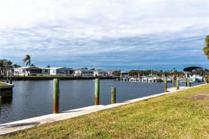 37 EMDEN CIRCLE, PUNTA GORDA, FL 33950 - MLS#MFRC7503371
