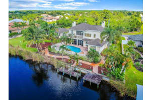 9458 Snapper Cir, PORT CHARLOTTE