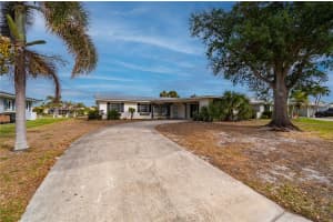 450 CAPRI ISLES COURT, PUNTA GORDA, FL 33950 Sold 07/11/25