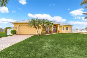 1004 Nw 33rd Ave, CAPE CORAL