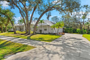 7563 ALBERT TILLINGHAST DRIVE, SARASOTA, FL 34240 Sold 04/15/25