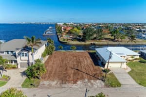 2181 PALM TREE DRIVE, PUNTA GORDA, FL 33950 - MLS#MFRC7503793