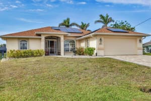 9214 SNAPPER CIRCLE, PORT CHARLOTTE, FL 33981 Sold 04/16/25