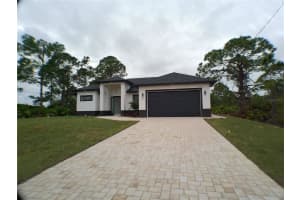 6005 QUEEN AVENUE, LEHIGH ACRES, FL 33971 Sold 05/09/25