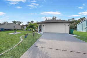 813 THORNTON AVENUE, PORT CHARLOTTE, FL 33948 Sold 05/22/25