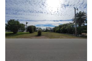 5550 ALMAR DRIVE, PUNTA GORDA, FL 33950 Sold 08/25/25