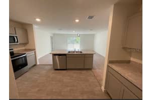 8 SEOANE PLACE, PALM COAST, FL 32164 Sold 04/29/25