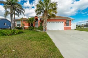 126 Peckham St Sw, PORT CHARLOTTE