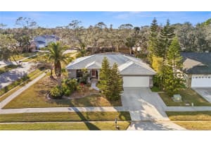2202 GOLD OAK LANE, SARASOTA, FL 34232 Sold 04/04/25