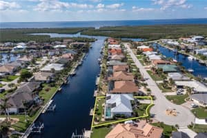 2807 SANCHO PANZA COURT, PUNTA GORDA, FL 33950 Sold 09/05/25