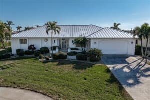 2807 SANCHO PANZA COURT, PUNTA GORDA, FL 33950 Sold 09/05/25