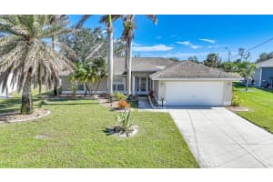 20 MEDALIST CIRCLE, ROTONDA WEST, FL 33947 Sold 05/12/25