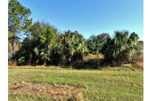 N CHAMBERLAIN BLVD, NORTH PORT, FL 34286 Sold 02/24/25